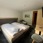 Homestay Pod Orlica